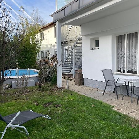 Cheap Outlet Center Apartment With Pool Parndorf Esterno foto