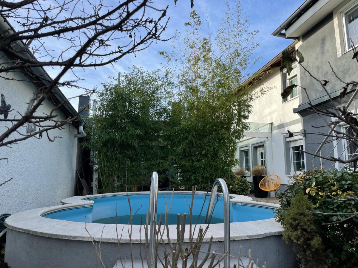 Cheap Outlet Center Apartment With Pool Parndorf Esterno foto