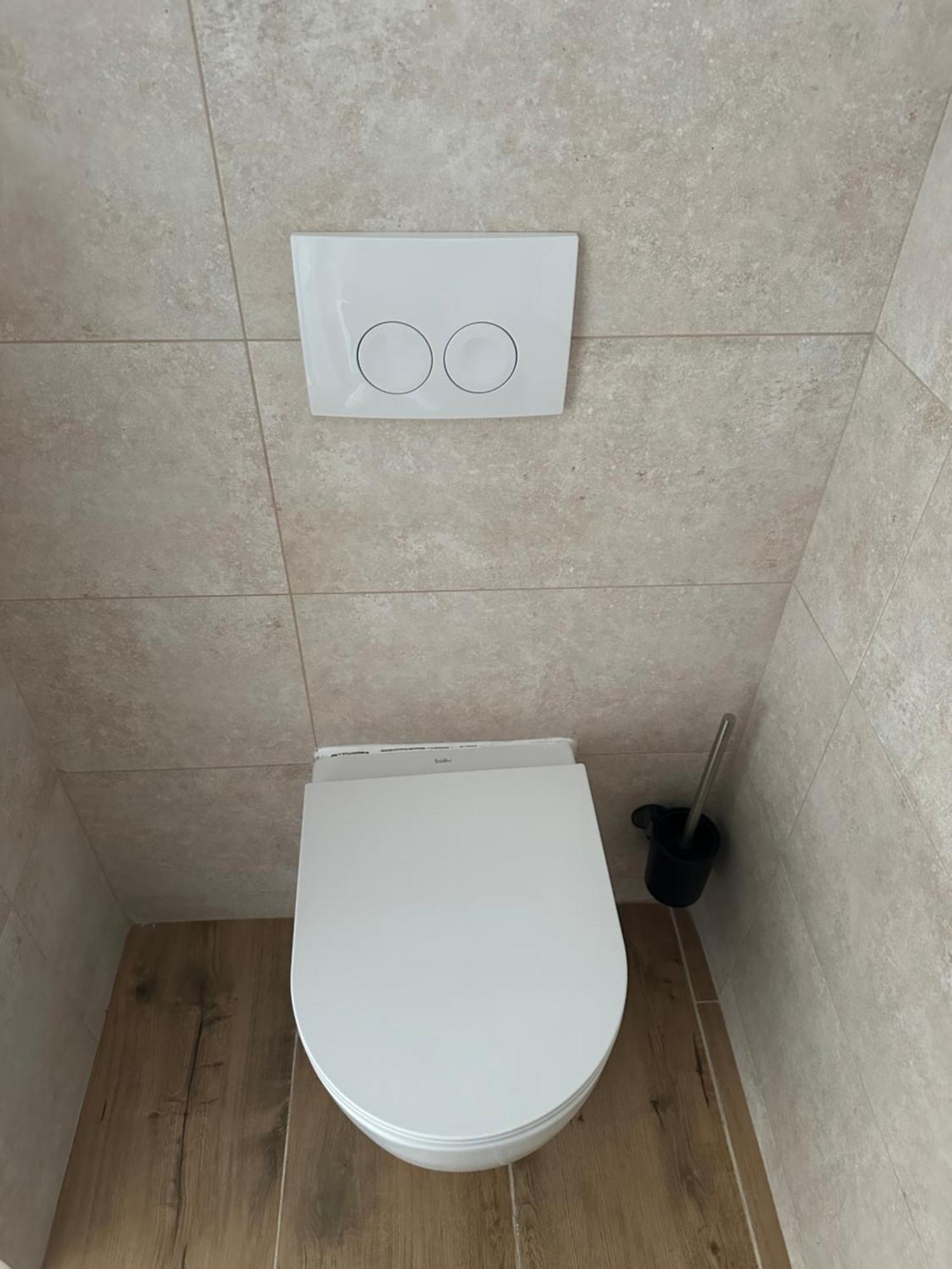 Cheap Outlet Center Apartment With Pool Parndorf Esterno foto
