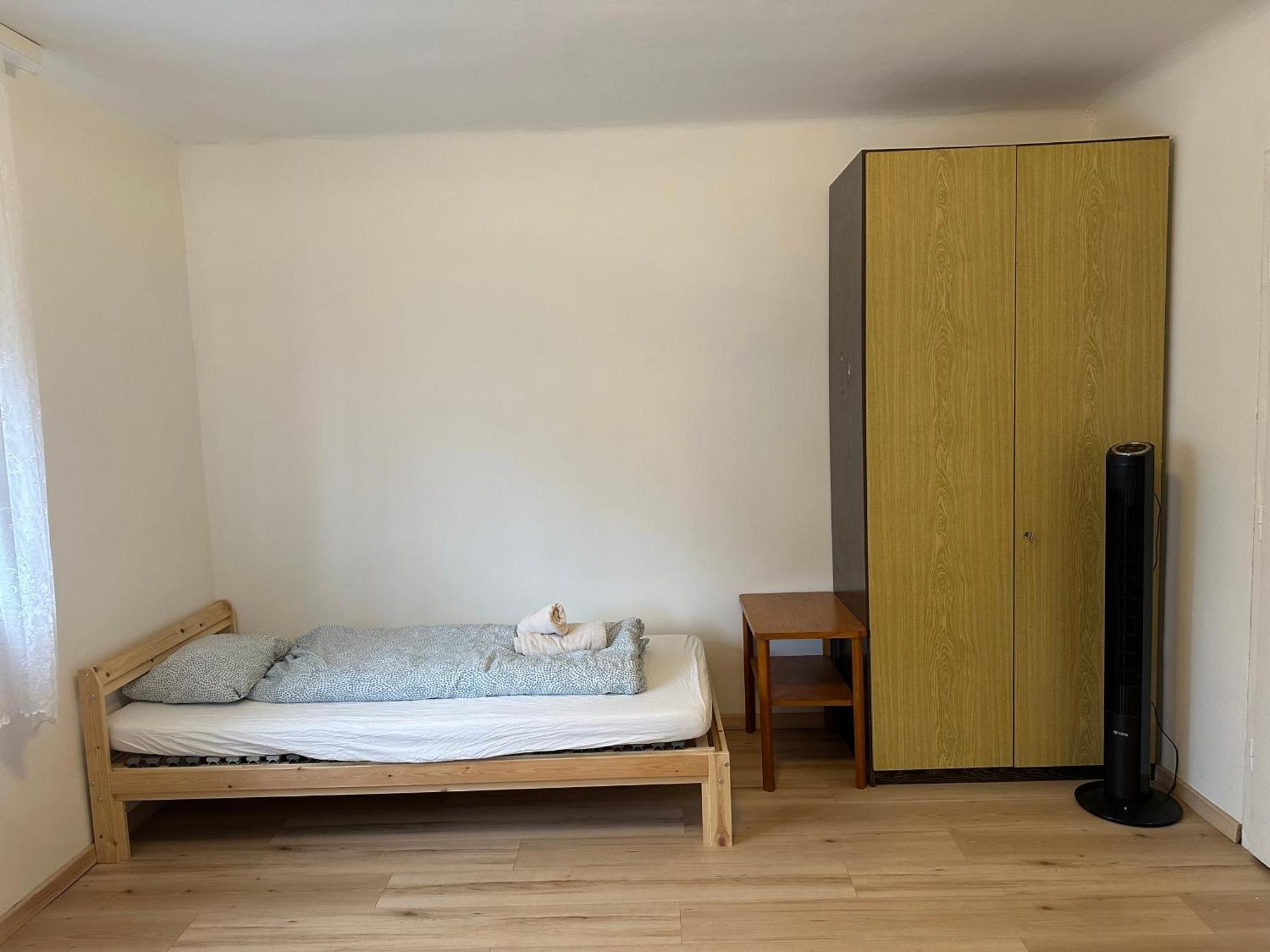 Cheap Outlet Center Apartment With Pool Parndorf Esterno foto